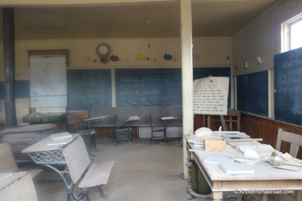 Inside the Bodie School
