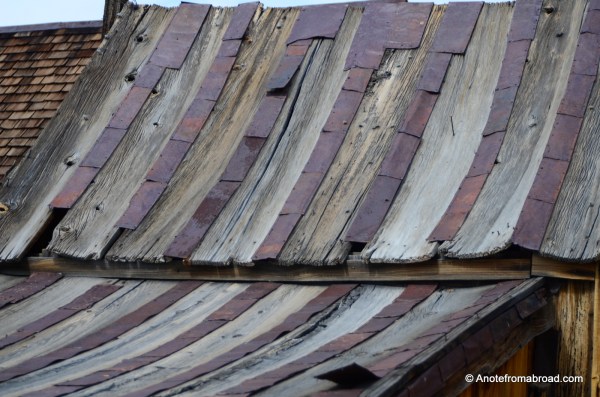 Roof with tin cans