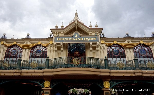 Yes, we did take the train ride around the park for an overview.