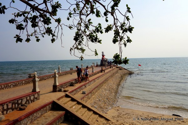 Waterfront of Kep with lady statue