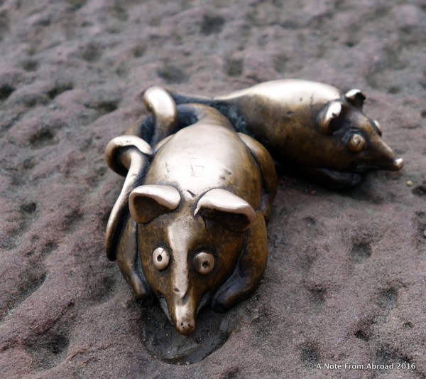 One of several cute and clever metal sculptures around the city